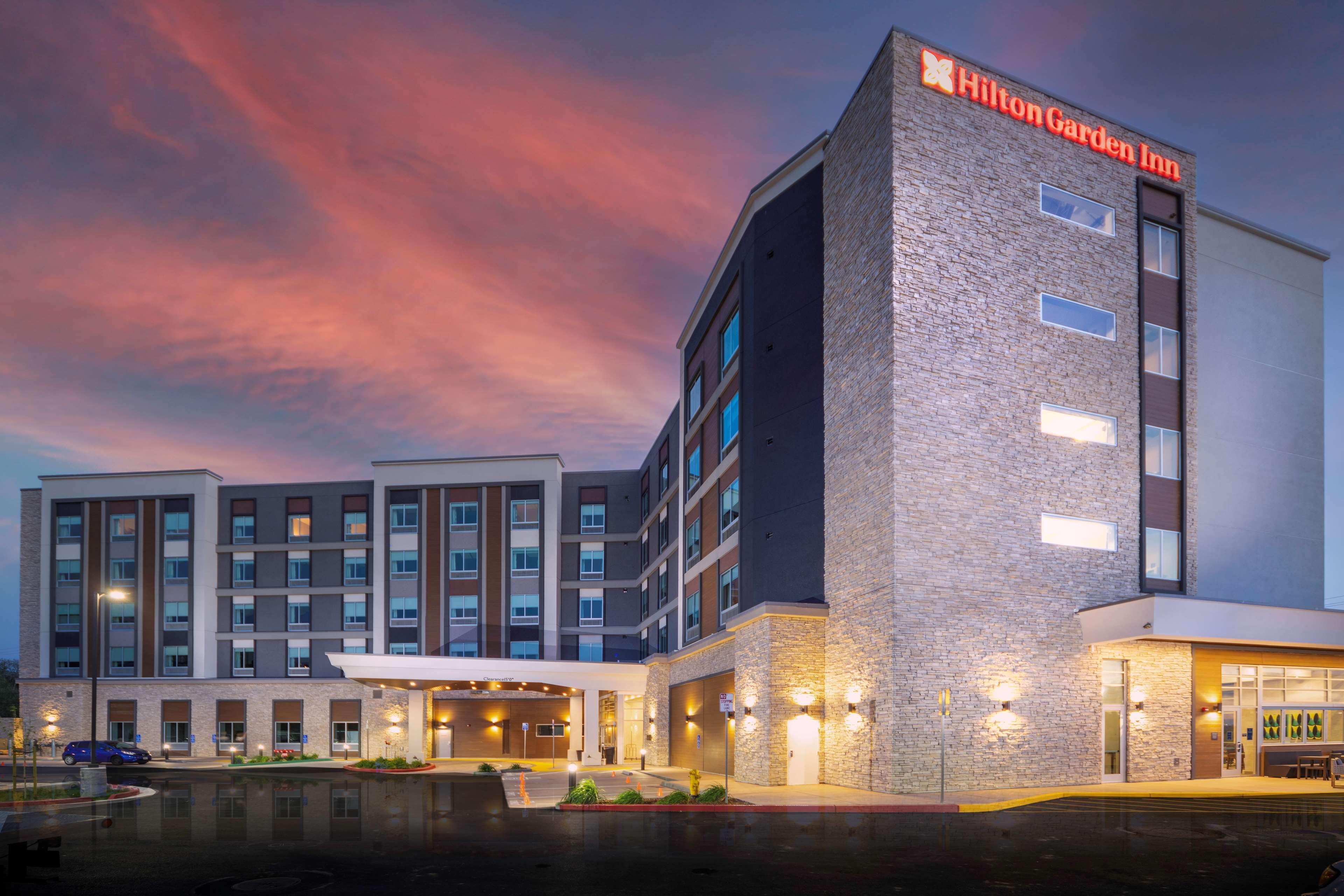 Hilton Garden Inn Fremont Milpitas Esterno foto