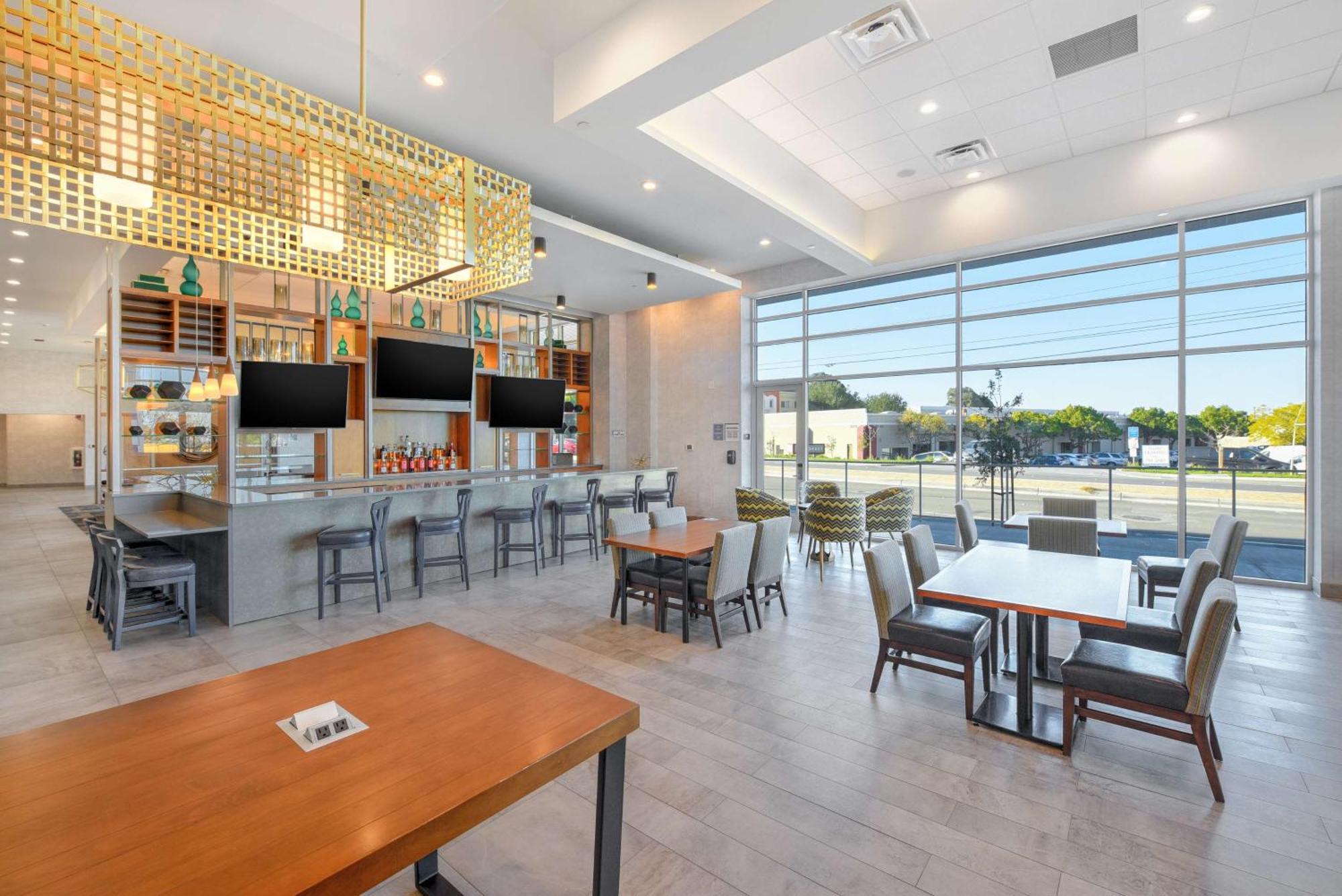 Hilton Garden Inn Fremont Milpitas Esterno foto