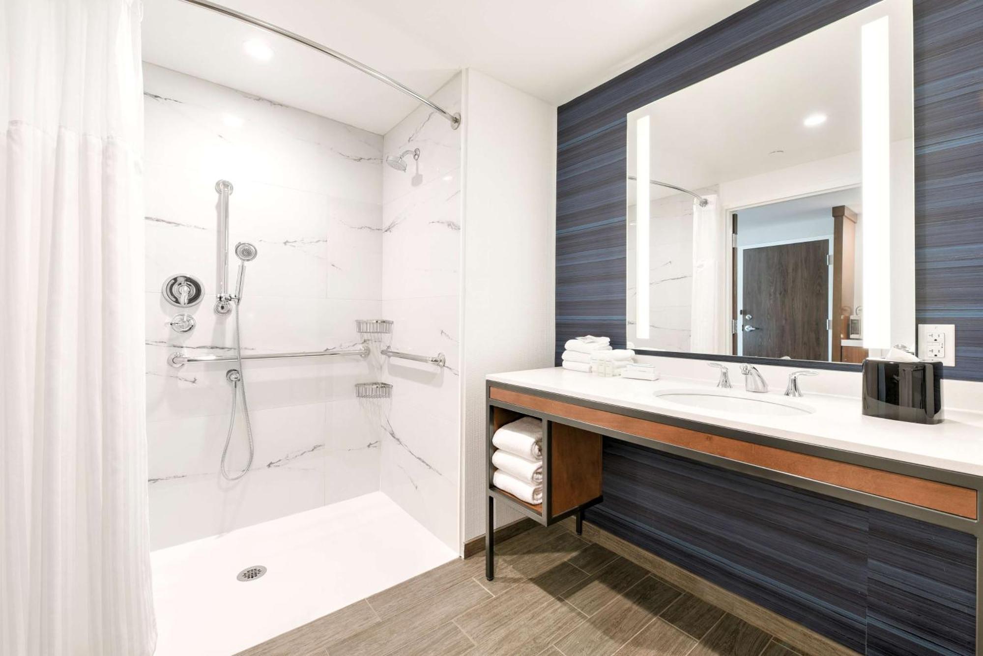Hilton Garden Inn Fremont Milpitas Esterno foto
